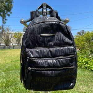 Back2school 📚Steve Madden Back Mini Pack color black 🖤